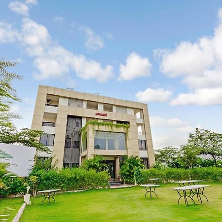 Oyo 48352 Hotel Bhagyalaxmi Kāla 외부 사진