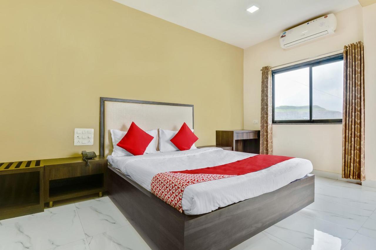 Oyo 48352 Hotel Bhagyalaxmi Kāla 외부 사진