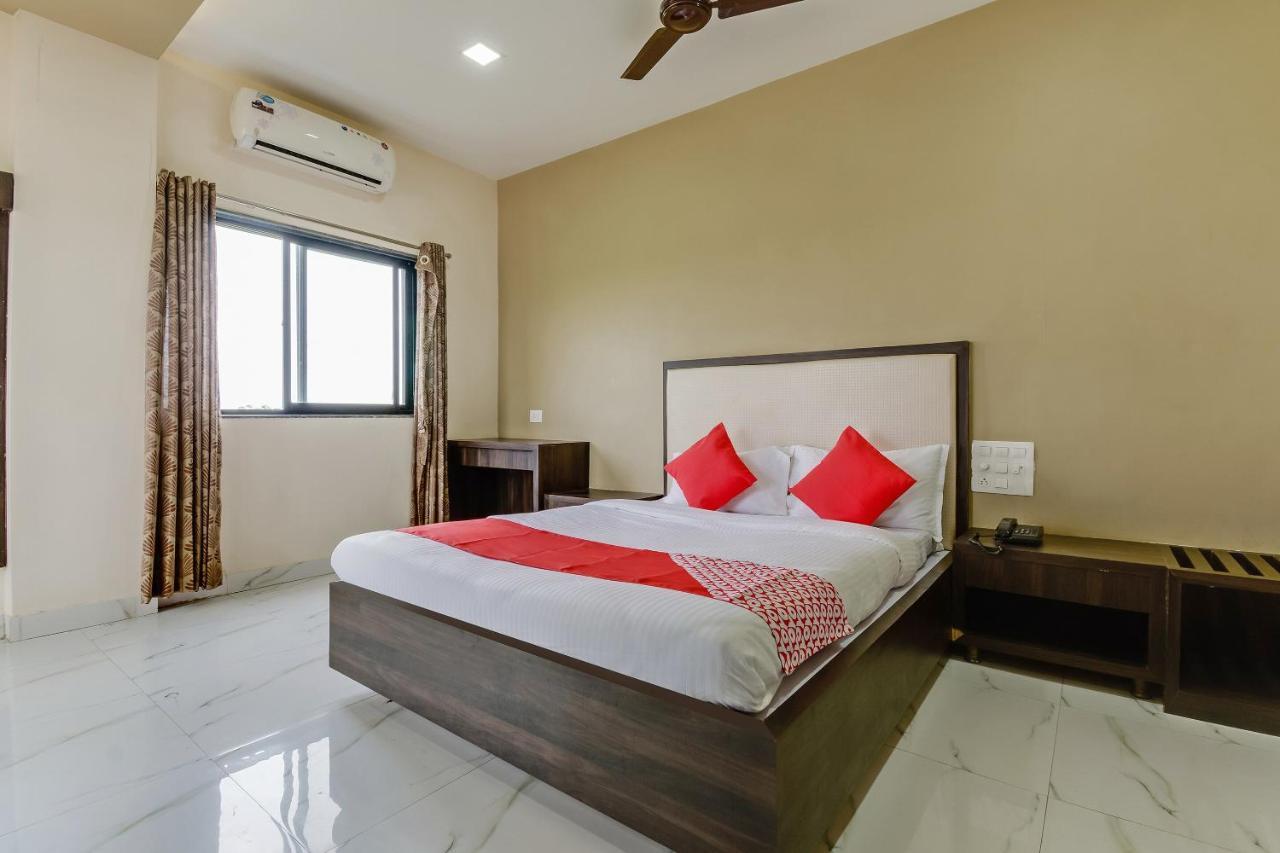 Oyo 48352 Hotel Bhagyalaxmi Kāla 외부 사진