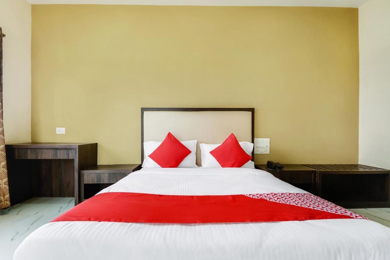 Oyo 48352 Hotel Bhagyalaxmi Kāla 외부 사진
